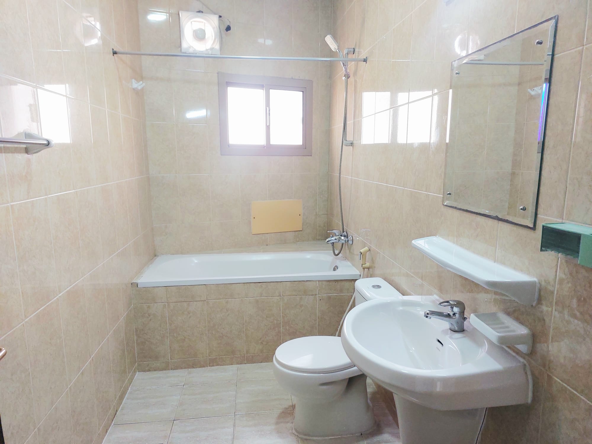 Property image8